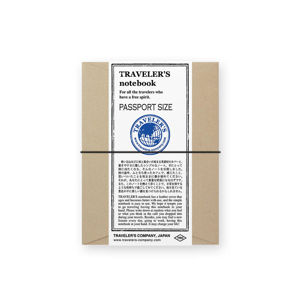 TRAVELER'S Notebook Starter Kit (Passport Size) - Black