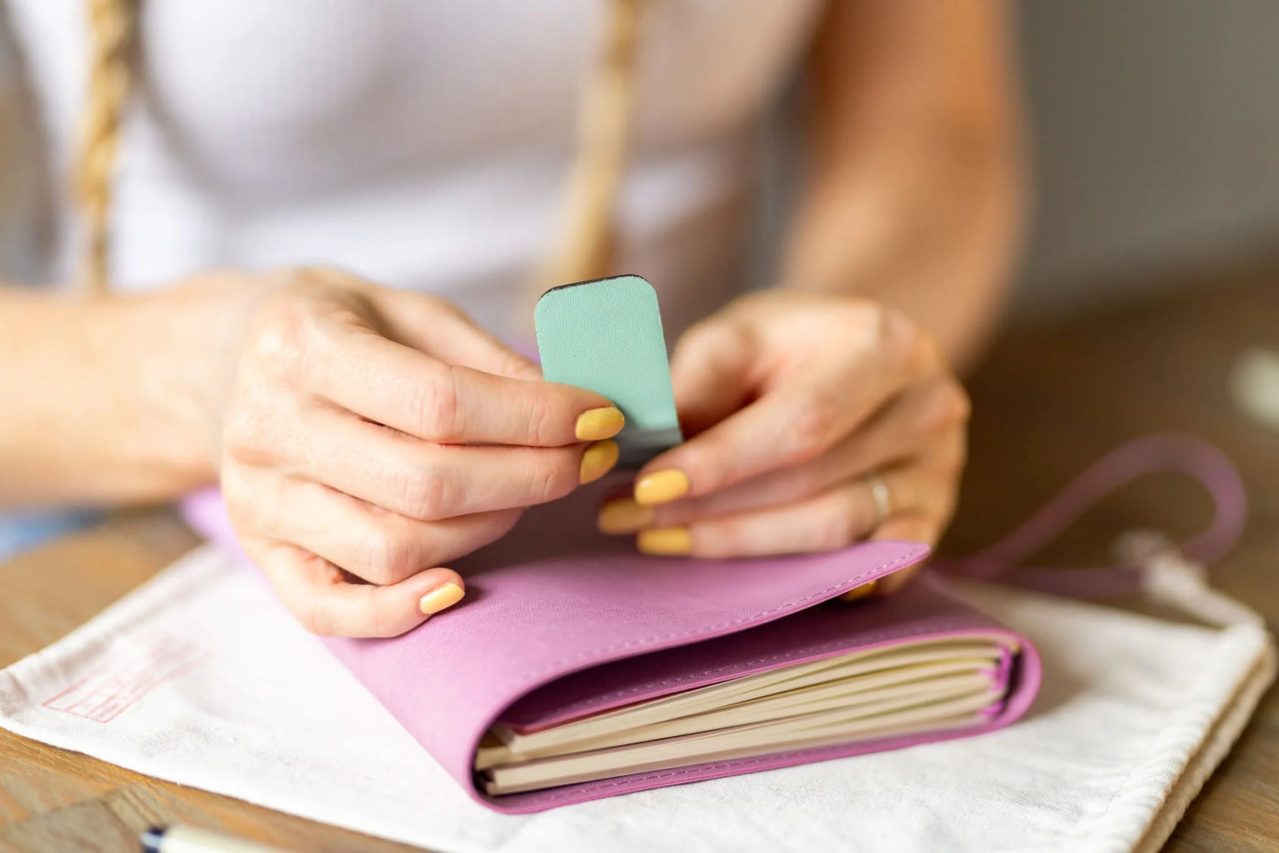 Creator's Friend Refillable Folio Trifold - (Rose Quartz)