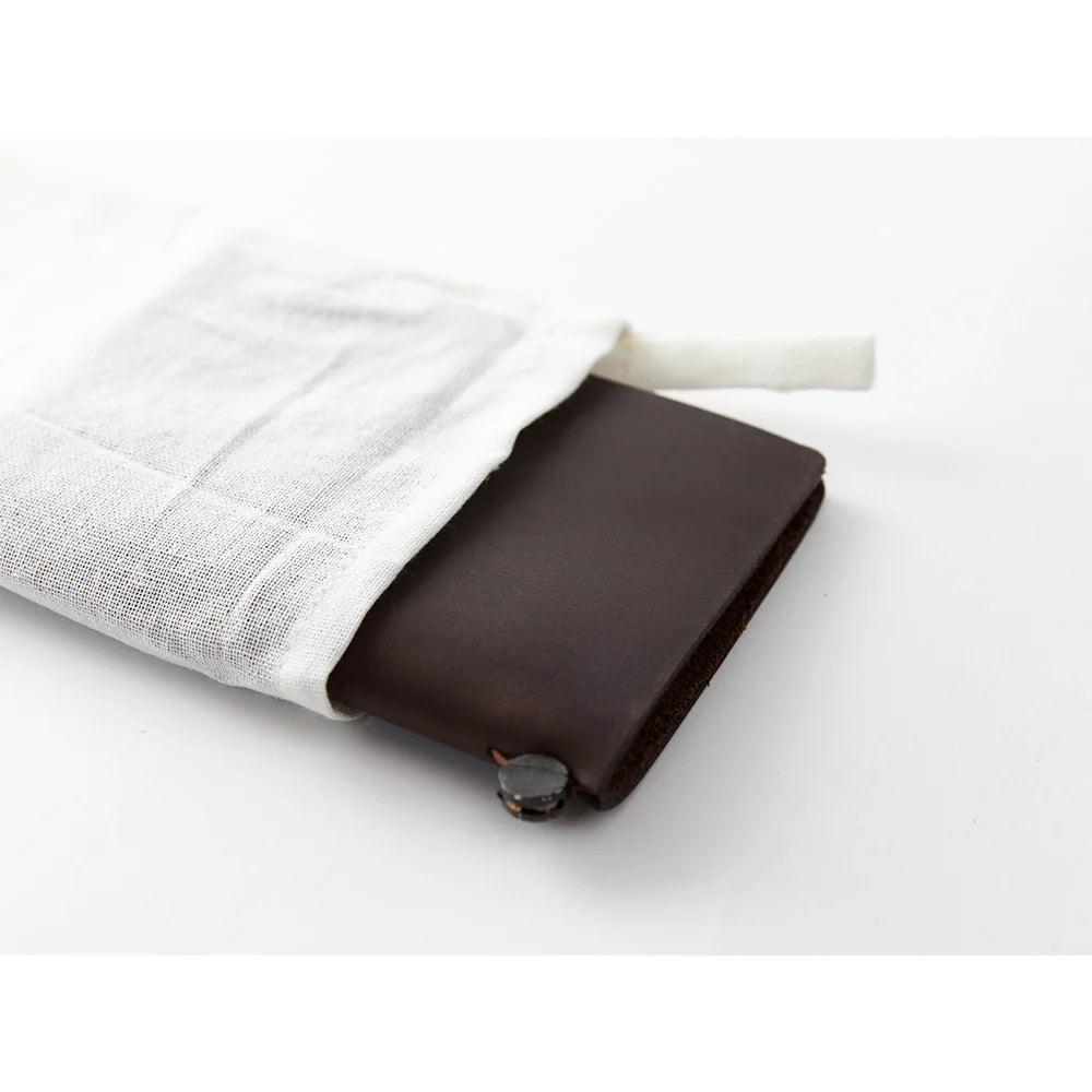 TRAVELER'S Notebook Starter Kit (Passport Size) - Brown