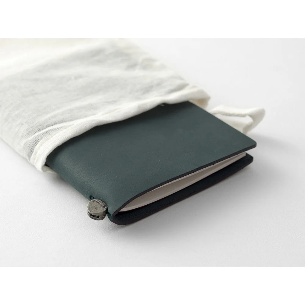 TRAVELER'S Notebook Starter Kit (Passport Size) - Blue