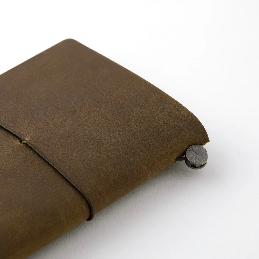 TRAVELER'S Notebook Starter Kit (Passport Size) - Olive
