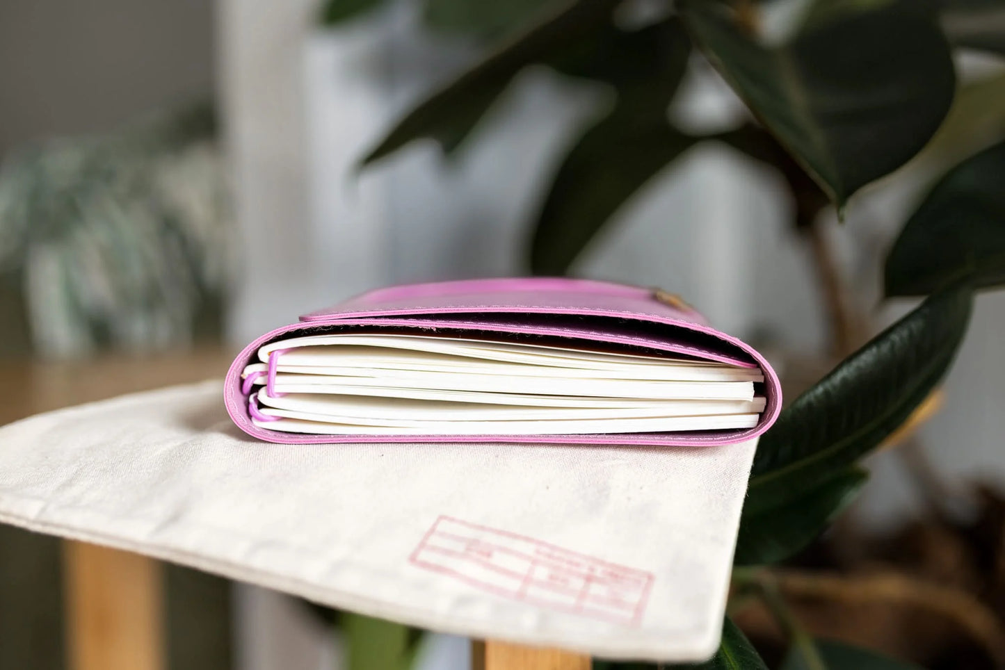 Creator's Friend Refillable Folio Trifold - (Rose Quartz)