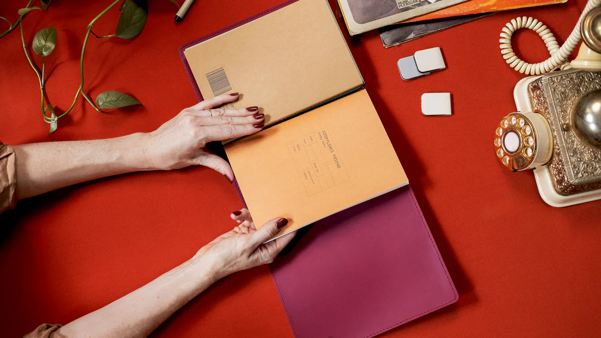 Creator's Friend Refillable Notebook Folio (Salty Plum)